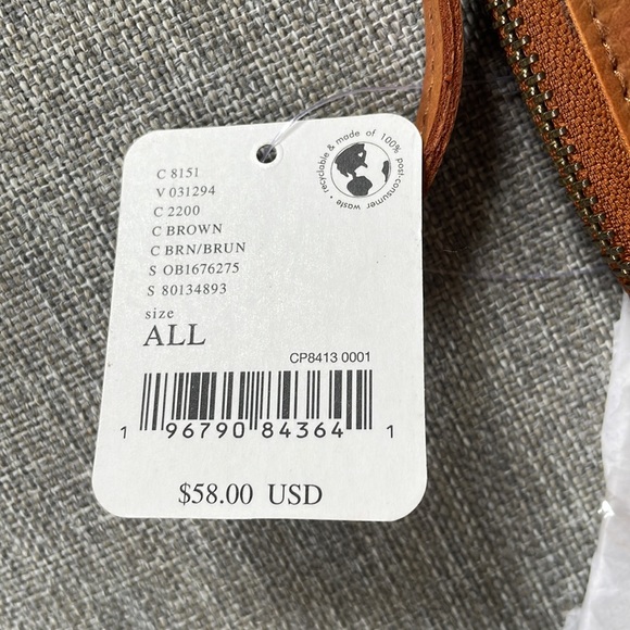 Free People Wallet - Picture 6 of 6